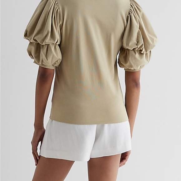 Express Skimming scoop neck puffed sleeve tee sz S NWT. Pale greenish co… - Picture 3 of 9